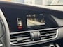 Alfa Romeo Giulia 2.0 T AWD Veloce