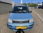 Fiat Panda 1.1 Active Centrale vergrendeling | Dakrail | Elektrisch bediende ramen voor | Hogere instap en Zitpositie | Stuurbekrachtiging | Radio/CD | NAP | Nieuwe APK Keuring |