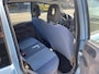 Fiat Panda 1.1 Active Centrale vergrendeling | Dakrail | Elektrisch bediende ramen voor | Hogere instap en Zitpositie | Stuurbekrachtiging | Radio/CD | NAP | Nieuwe APK Keuring |