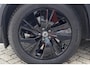 Volvo XC40 T5 Recharge Plus Dark | Stoelverwarming | Trekhaak | Parkeercamera | H/K | Glossy Black | Keyless