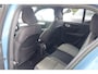 Volvo XC40 T5 Recharge Plus Dark | Stoelverwarming | Trekhaak | Parkeercamera | H/K | Glossy Black | Keyless