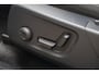 Volvo XC40 T5 Recharge Plus Dark | Stoelverwarming | Trekhaak | Parkeercamera | H/K | Glossy Black | Keyless