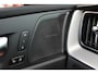 Volvo XC60 T8 AWD Polestar Engineered | Stoelverwarming | Trekhaak | Panoramadak | H/K | Parkeercamera | Keyless