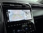 Hyundai Tucson 1.6 T-GDI HEV PREMIUM | AFNEEMBARE TREKHAAK | TREKGEWICHT 1650 KG | LEDER | CLIMA | CRUISE | 360 CAMERA | NAVI | 19'' LM VELGEN | STOEL- & STUURVERWARMING | PRIVACY GLASS |