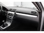 Volkswagen Passat Variant 1.8 TFSI Comfortline nette stationcar met trekhaak