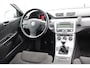 Volkswagen Passat Variant 1.8 TFSI Comfortline nette stationcar met trekhaak