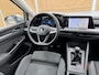 Volkswagen Golf Variant 1.5 TSI Style 131pk Adaptieve cruise control | Climate control | LED verlichting IQ.Light | Apple CarPlay/Android Auto | Navigatiesysteem | DAB ontvanger | Sfeerverlichting | Parkeersensoren voor en achter