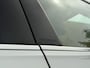 Volkswagen Golf Variant 1.5 TSI Style 131pk Adaptieve cruise control | Climate control | LED verlichting IQ.Light | Apple CarPlay/Android Auto | Navigatiesysteem | DAB ontvanger | Sfeerverlichting | Parkeersensoren voor en achter