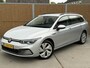 Volkswagen Golf Variant 1.5 TSI Style 131pk Adaptieve cruise control | Climate control | LED verlichting IQ.Light | Apple CarPlay/Android Auto | Navigatiesysteem | DAB ontvanger | Sfeerverlichting | Parkeersensoren voor en achter