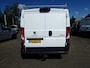 Peugeot Boxer 330 2.2 HDI L1H1 XR VOORZIEN VAN AIRCO+TREKHAAK !! BTW VRIJ !!