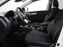 Nissan Qashqai 1.2 N-Connecta Bluetooth, panorama dak, Cruise control, Parkeersensor voor en achter, Keyless entry, Navigatiesysteem full map, Rijstrooksensor Ruime en comfortabele SUV. Luxe N-Connecta uitvoering. Veel moderne opties. Ideaal voor gezin en lange afstanden.Hoge instap en fijne wegligging.