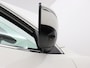 Nissan Qashqai 1.2 N-Connecta Bluetooth, panorama dak, Cruise control, Parkeersensor voor en achter, Keyless entry, Navigatiesysteem full map, Rijstrooksensor Ruime en comfortabele SUV. Luxe N-Connecta uitvoering. Veel moderne opties. Ideaal voor gezin en lange afstanden.Hoge instap en fijne wegligging.