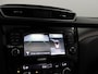Nissan Qashqai 1.2 N-Connecta Bluetooth, panorama dak, Cruise control, Parkeersensor voor en achter, Keyless entry, Navigatiesysteem full map, Rijstrooksensor Ruime en comfortabele SUV. Luxe N-Connecta uitvoering. Veel moderne opties. Ideaal voor gezin en lange afstanden.Hoge instap en fijne wegligging.