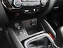 Nissan Qashqai 1.2 N-Connecta Bluetooth, panorama dak, Cruise control, Parkeersensor voor en achter, Keyless entry, Navigatiesysteem full map, Rijstrooksensor Ruime en comfortabele SUV. Luxe N-Connecta uitvoering. Veel moderne opties. Ideaal voor gezin en lange afstanden.Hoge instap en fijne wegligging.
