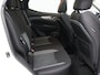 Nissan Qashqai 1.2 N-Connecta Bluetooth, panorama dak, Cruise control, Parkeersensor voor en achter, Keyless entry, Navigatiesysteem full map, Rijstrooksensor Ruime en comfortabele SUV. Luxe N-Connecta uitvoering. Veel moderne opties. Ideaal voor gezin en lange afstanden.Hoge instap en fijne wegligging.
