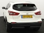 Nissan Qashqai 1.2 N-Connecta Bluetooth, panorama dak, Cruise control, Parkeersensor voor en achter, Keyless entry, Navigatiesysteem full map, Rijstrooksensor Ruime en comfortabele SUV. Luxe N-Connecta uitvoering. Veel moderne opties. Ideaal voor gezin en lange afstanden.Hoge instap en fijne wegligging.