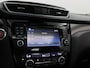 Nissan Qashqai 1.2 N-Connecta Bluetooth, panorama dak, Cruise control, Parkeersensor voor en achter, Keyless entry, Navigatiesysteem full map, Rijstrooksensor Ruime en comfortabele SUV. Luxe N-Connecta uitvoering. Veel moderne opties. Ideaal voor gezin en lange afstanden.Hoge instap en fijne wegligging.