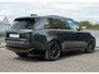 Land Rover Range Rover P550e Autobiography | VERWACHT | Belgravia Green Metallic | Cognac leder | Shadow Pack | 23" inch |