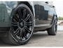 Land Rover Range Rover P550e Autobiography | VERWACHT | Belgravia Green Metallic | Cognac leder | Shadow Pack | 23" inch |