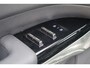 Zeekr 7X 100kWh AWD Privilege | V2L | 22 kW Lader | Nappaleder | Stoelventilatie | Stoelmassage | Head-up Display | Panoramadak | Keyless Entry | Elektrische Achterklep | Elektrisch Verstelbare Voorstoelen | 360 Graden Camera | Parkeersensoren | Stoelverwarming voor en achter | Navigatie | Apple Carplay | Android Auto