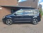 Volkswagen Touran 1.4 TSI Highline 140PK DSG Navigatie / Xenon / Cruise Controle / Trekhaak / Parkeer Sensoren /