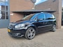 Volkswagen Touran 1.4 TSI Highline 140PK DSG Navigatie / Xenon / Cruise Controle / Trekhaak / Parkeer Sensoren /