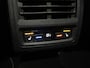 Volkswagen Golf 1.5 eTSI R-Line Pano|Trekhaak|Camera|IQ Light