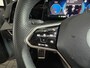 Volkswagen Golf 1.5 eTSI R-Line Pano|Trekhaak|Camera|IQ Light