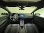 Volkswagen Golf 1.5 eTSI R-Line Pano|Trekhaak|Camera|IQ Light