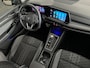 Volkswagen Golf 1.5 eTSI R-Line Pano|Trekhaak|Camera|IQ Light