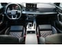 Audi Q5 Sportback 55 TFSI e 367 pk S Edition Competition S-Line /NL-Auto/ 1e-Eigenaar/ BTW-Auto/ Nimbus-Grey/ Pano-Dak/ Keyless/ Camera/ Matrix-Led/ Trekhaak/ 21'' LMV