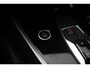 Audi Q4 e-tron 35 Launch edition Advanced 55 kWh Verkeersbord detectie Koplampreiniging Trekhaak uitklapbaar DAB Parkeersensoren voor en achter 20"L.M.