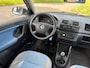Skoda Fabia 1.2 Classic 5-Drs Stuurbekrachtiging Audio-USB/Bluetooth Getint glas Colorpakket ABS 2 x airbag Dealeronderhoud Nw Apk