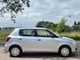Skoda Fabia 1.2 Classic 5-Drs Stuurbekrachtiging Audio-USB/Bluetooth Getint glas Colorpakket ABS 2 x airbag Dealeronderhoud Nw Apk