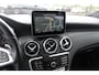 Mercedes-Benz A-klasse 180 Sport Edition AMG / Camera / Navigatie / Leder&Alcantara / 18'' / Stoelverwarming / Cruise Control