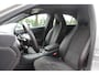 Mercedes-Benz A-klasse 180 Sport Edition AMG / Camera / Navigatie / Leder&Alcantara / 18'' / Stoelverwarming / Cruise Control