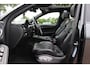 Porsche Macan 2.0 T / Trekhaak / Panoramadak / Camera / Luchtvering / Keyless / 21'' / Adaptieve Stoelen / Sportchrono / CarPlay / Stoel+Stuurverwarming / Dodehoek / DAB / ACC