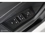 Volkswagen T-Roc 1.5 eTsi R-Line - Trekhaak Afneembaar- Camera - Navi- Stoel/stuurverwarming