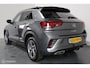 Volkswagen T-Roc 1.5 eTsi R-Line - Trekhaak Afneembaar- Camera - Navi- Stoelverwarming