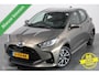Toyota Yaris 1.5 Hybrid Dynamic - Afn. Trekhaak - Stoelverwarming - Camera - Adaptieve Cruise Control