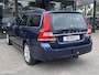 Volvo V70 T4 Momentum|Automaat|Standkachel|Trekhaak|Leder|Navi|