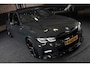 BMW 3-Serie Touring 320e M Line / Carbon / Bruin Leder / Navi / Camera / Cruise Control / F1 / Open Panorama / Led / Pdc / 19 Inch