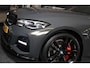 BMW 3-Serie Touring 320e M Line / Carbon / Bruin Leder / Navi / Camera / Cruise Control / F1 / Open Panorama / Led / Pdc / 19 Inch
