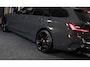 BMW 3-Serie Touring 320e M Line / Carbon / Bruin Leder / Navi / Camera / Cruise Control / F1 / Open Panorama / Led / Pdc / 19 Inch