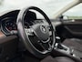 Volkswagen Passat 1.8 TSI Highline Automaat | Panoramadak | Apple CarPlay-Android Auto | Camera | Leder/Alcantara | Clima | PDC |
