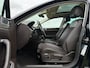 Volkswagen Passat 1.8 TSI Highline Automaat | Panoramadak | Apple CarPlay-Android Auto | Camera | Leder/Alcantara | Clima | PDC |