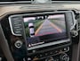 Volkswagen Passat 1.8 TSI Highline Automaat | Panoramadak | Apple CarPlay-Android Auto | Camera | Leder/Alcantara | Clima | PDC |