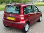 Fiat Panda 1.2 Class 5-Drs Stuurbekrachtiging Airco Electric pakket Audio/CD Dakrails ABS Getint glas Dealeronderhoud Nieuwe Apk!