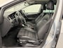 Volkswagen Golf 1.2 TSI 110PK DSG 5drs. PANO/BI-XENON/LEER-STOF SP.STOELEN/MASSAGE/CARPLAY/NAVI/ECC/CRUISE/PRIVACY/16"/WINTERPAKKET/VOLLEDIG VW DEALER HISTORIE,NET OH BEURT GEHAD