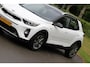 Kia Stonic 1.0 T-GDi DynamicLine / Apple CarPlay en Android auto/ Van 1e eigenaar / Airco / Navigatie / Achteruitrijcamera / enz.